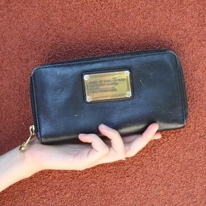 Marc by Marc Jacobs Black Leather Zippered Wallet